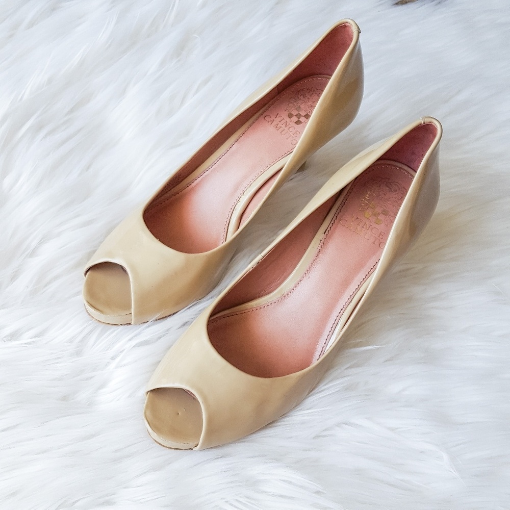 Vince Camuto Nude Patent Leather Peep Toe Heel - Picture 2 of 8